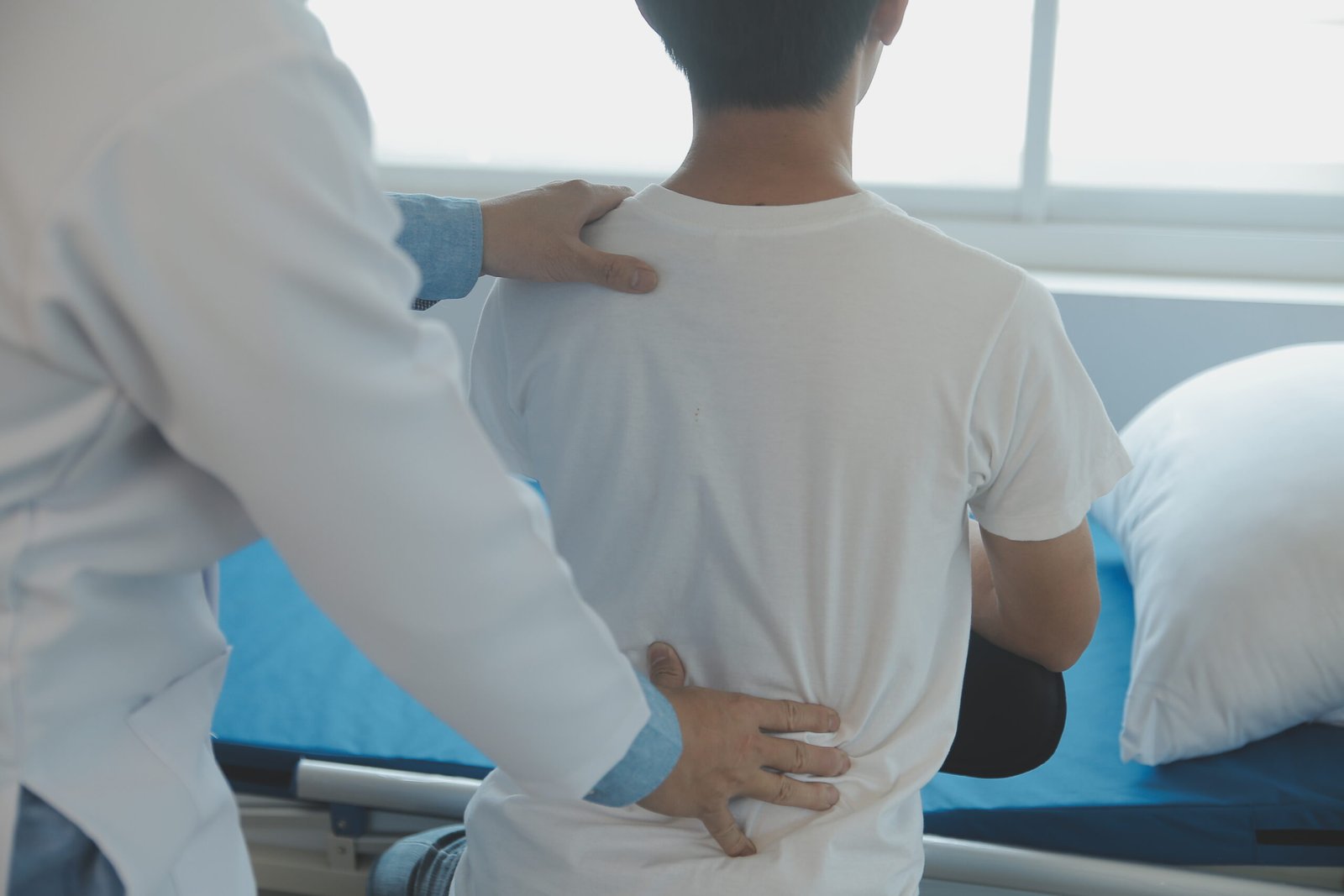 Sitting Right: Combatting Lower Back Pain through Physiotherapy